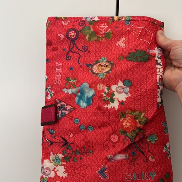 Oilily diaper bag, two bottle holders and pad - Picture 10 of 10